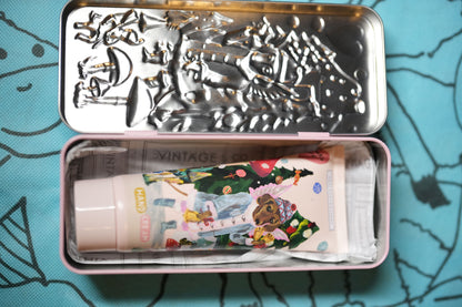 Christmas Hand Cream in Tin