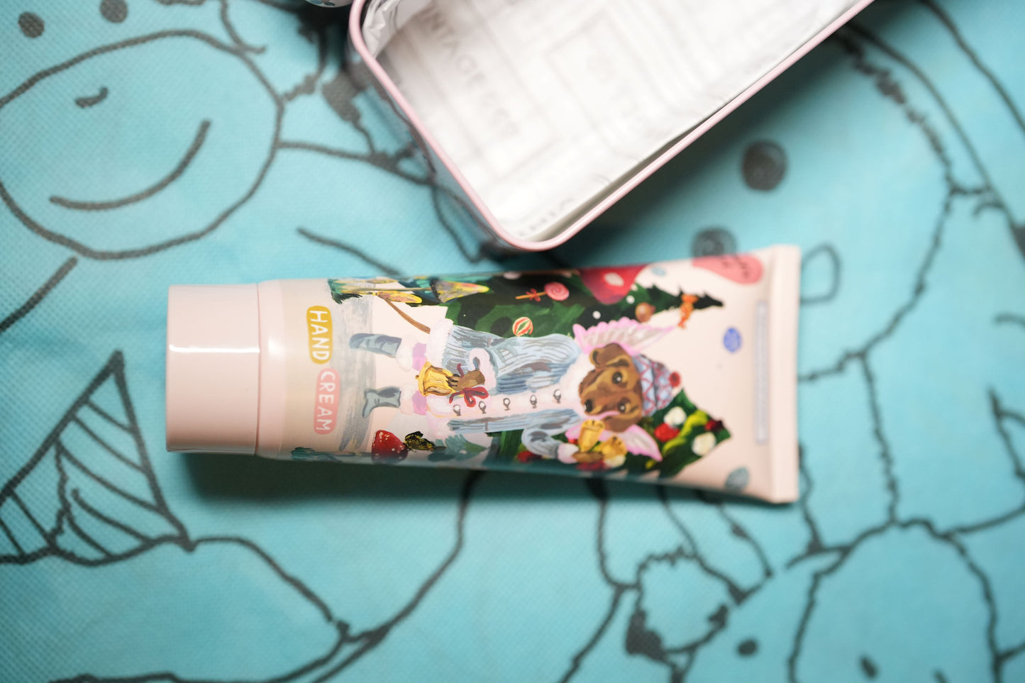 Christmas Hand Cream in Tin